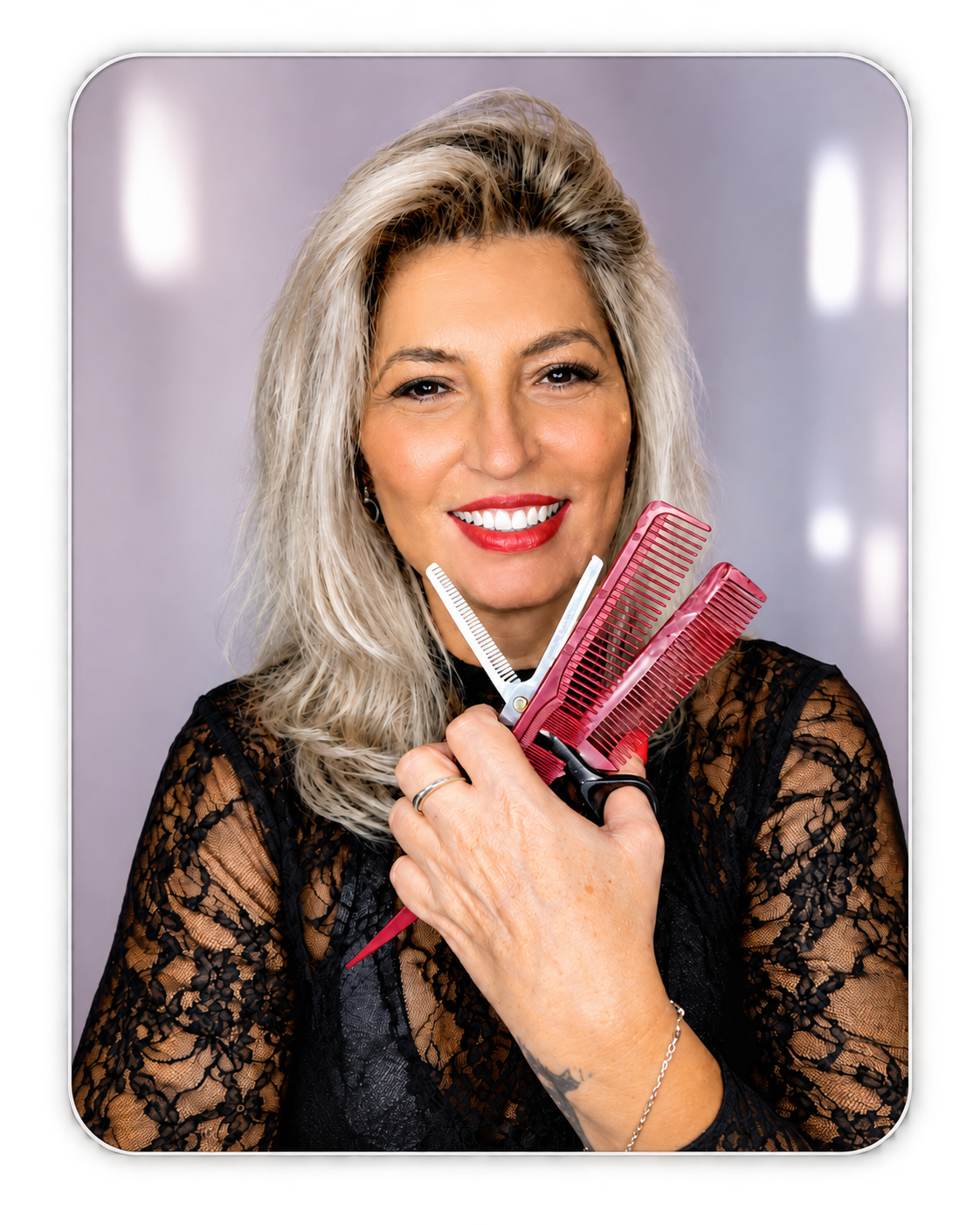 Mônica Angel, fundadora da Sarayu Beauty & Hair